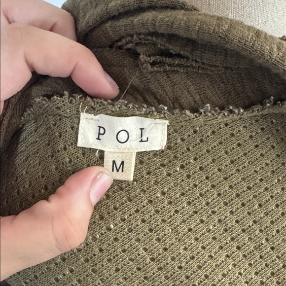 POL Olive and Beige V-Neck Sweater - Picture 8 of 9